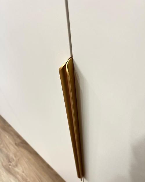 Шкаф с ручками в цвете золото на заказ по индивидуальным размерам, изображение 3